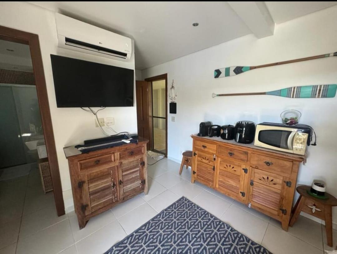 Residencia Em Condom, 1 Ou 2 Suites, Vista Para O Mar, Praia Do Curral, Ilhabela Buitenkant foto
