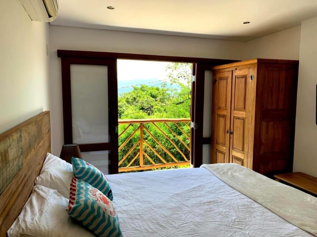 Residencia Em Condom, 1 Ou 2 Suites, Vista Para O Mar, Praia Do Curral, Ilhabela Buitenkant foto